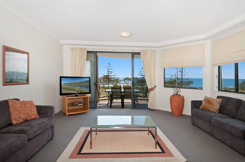 Meridian Alex Beach Apartments - Melbourne 4u 2