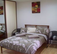 Potch amp Colour - Accommodation Melbourne