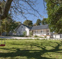 Sutton House - Accommodation Melbourne