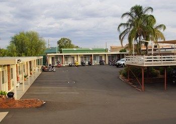 Econo Lodge Tamworth - Accommodation Melbourne 83