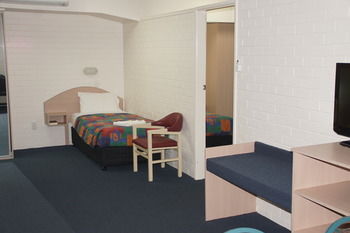 Econo Lodge Tamworth - Accommodation Melbourne 87