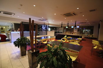 Ibis Newcastle - Accommodation Melbourne 2
