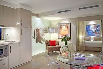 Art Series-The Blackman - Accommodation Melbourne 33
