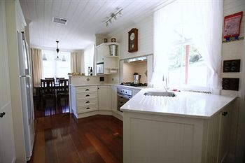 Singletons Retreat - Accommodation Melbourne 11
