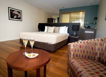 Cicada Lodge - Accommodation Melbourne 11