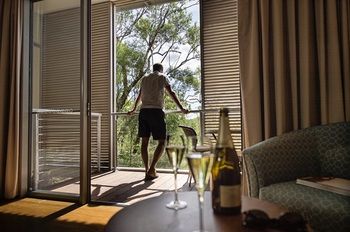 Cicada Lodge - Accommodation Melbourne 17