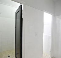 The Lakes Hotel - Accommodation Melbourne