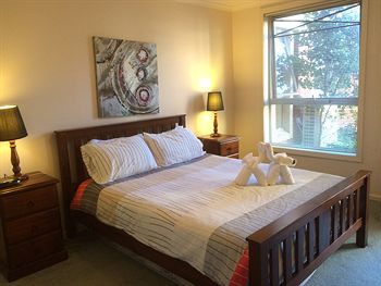 Australian Home Away @ Box Hill 21 - Accommodation Melbourne 2
