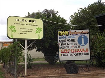 Palm Court Budget Motel Hostel/Backpackers - Accommodation Melbourne 1