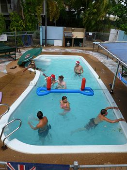 Palm Court Budget Motel Hostel/Backpackers - Accommodation Melbourne 11