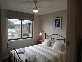 Dungowan Waterfront Apartments - Accommodation Melbourne 3