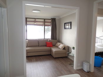 Dungowan Waterfront Apartments - Accommodation Melbourne 9