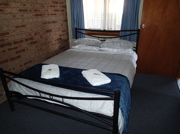 Dungowan Waterfront Apartments - Accommodation Melbourne 15