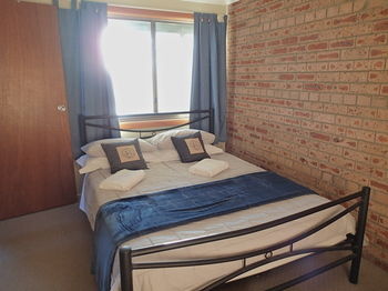 Dungowan Waterfront Apartments - Accommodation Melbourne 19