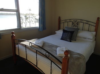 Dungowan Waterfront Apartments - Accommodation Melbourne 32