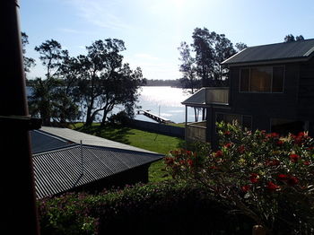 Dungowan Waterfront Apartments - Accommodation Melbourne 36