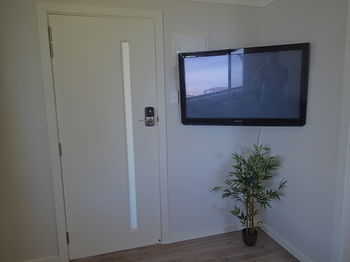Dungowan Waterfront Apartments - Accommodation Melbourne 109