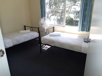 Dungowan Waterfront Apartments - Accommodation Melbourne 184