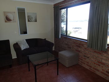 Dungowan Waterfront Apartments - Accommodation Melbourne 192