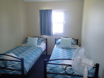 Dungowan Waterfront Apartments - Accommodation Melbourne 198
