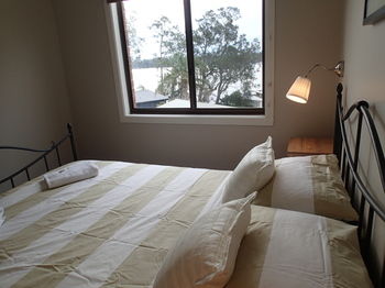 Dungowan Waterfront Apartments - Accommodation Melbourne 206