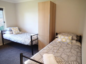 Dungowan Waterfront Apartments - Accommodation Melbourne 230