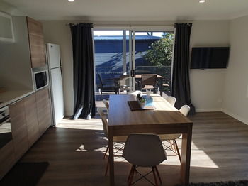 Dungowan Waterfront Apartments - Accommodation Melbourne 241