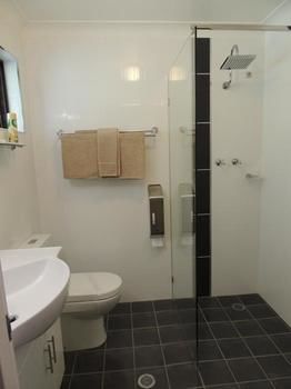 Forest Lodge Motor Inn & Restaurant - Accommodation Melbourne 2