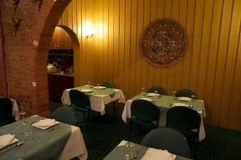 Forest Lodge Motor Inn & Restaurant - Accommodation Melbourne 8
