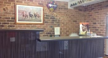 Forest Lodge Motor Inn & Restaurant - Accommodation Melbourne 15