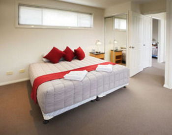 Charlestown Terrace - Accommodation Melbourne 18