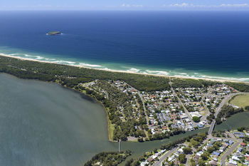 Budgewoi Holiday Park - Accommodation Melbourne 15