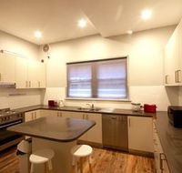 Dalziel Lodge - Melbourne 4u
