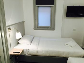 Dalziel Lodge - Accommodation Melbourne 4