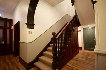 Dalziel Lodge - Accommodation Melbourne 18