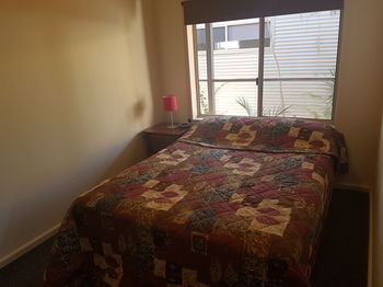 Bentley Waterfront Motel & Cottages - Accommodation Melbourne 23