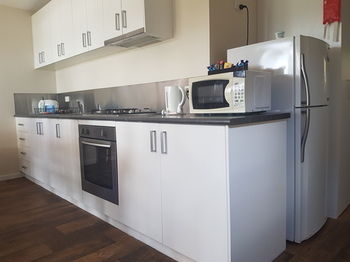 Bentley Waterfront Motel & Cottages - Accommodation Melbourne 48