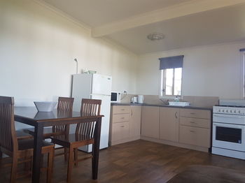 Bentley Waterfront Motel & Cottages - Accommodation Melbourne 73
