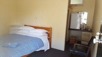 Wisemans Inn Hotel - Accommodation Melbourne 4