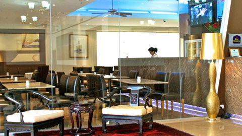 BEST WESTERN Astor Metropole Hotel And Apartments - Accommodation Melbourne 0