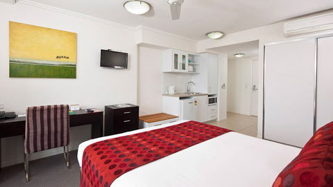 BEST WESTERN PLUS Cairns Central Apartments - Accommodation Melbourne 1