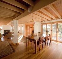 Mountain Seas Arts and Wilderness Retreat - Accommodation Melbourne