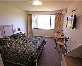 Mornington Inn Hotel Motel - The - Accommodation Melbourne 2