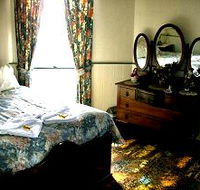 Bischoff Hotel - Melbourne 4u