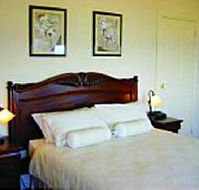 Madsen - The - Accommodation Melbourne