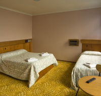 Somerset Hotel - Accommodation Melbourne