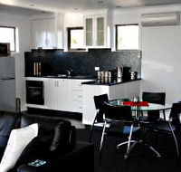 Rosie's Cottage and Town House - Accommodation Melbourne