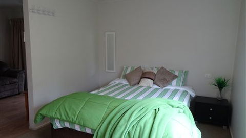 Glenrowan Tourist Park - Accommodation Melbourne 1