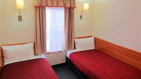 Hermitage Motor Inn - Melbourne 4u 7