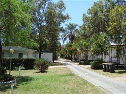 Nestle Inn Tourist Village - Melbourne 4u 0